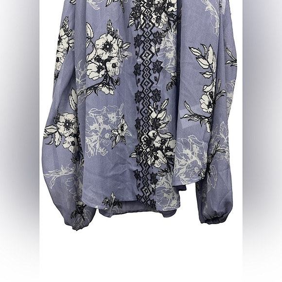 Rewind Semi Sheer Shoulder Cutout Floral Tank Top with Long Sleeves | Size: S - Picture 5 of 7